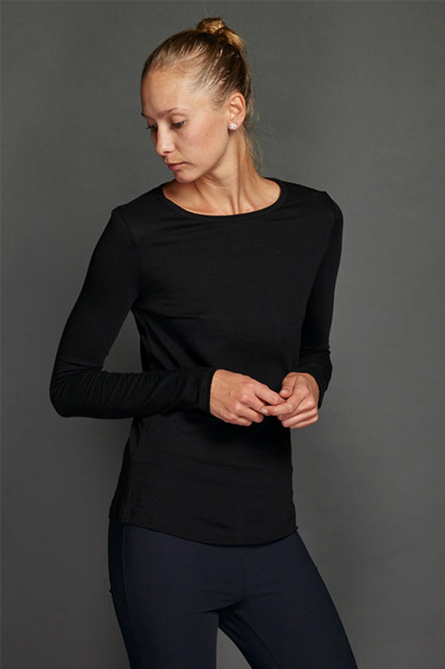 Organic by John Patrick | Black Long Sleeve Tee With Shirttail