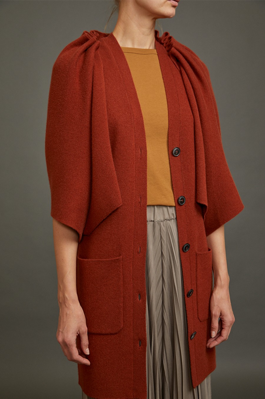 Soyer x Des Kohan | Cardigan With Detachable Cape In Rust