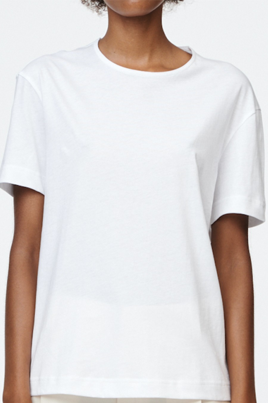 Maria McManus | The T-Shirt In White