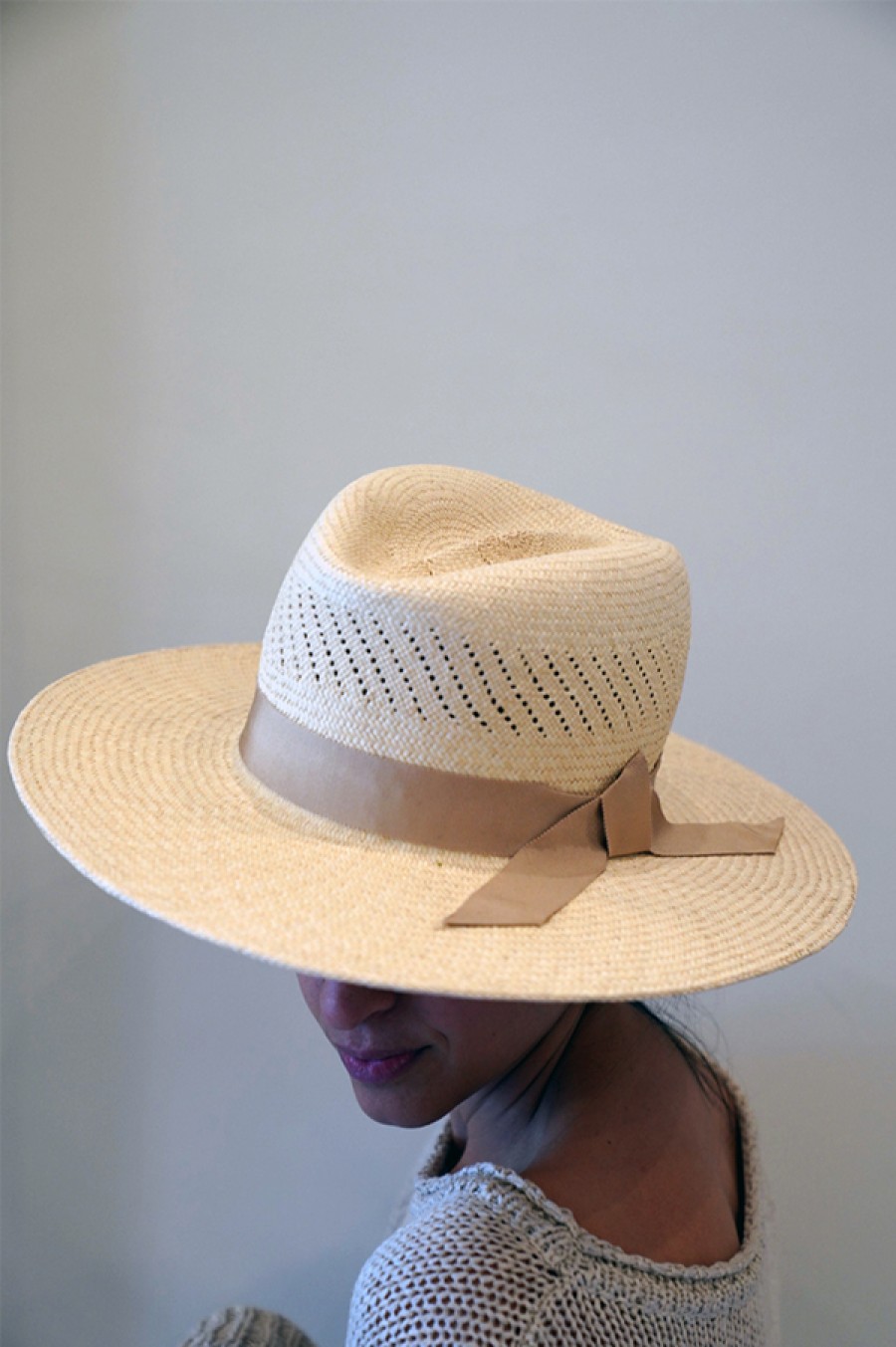 Gladys Tamez | Leo Hat In Cream