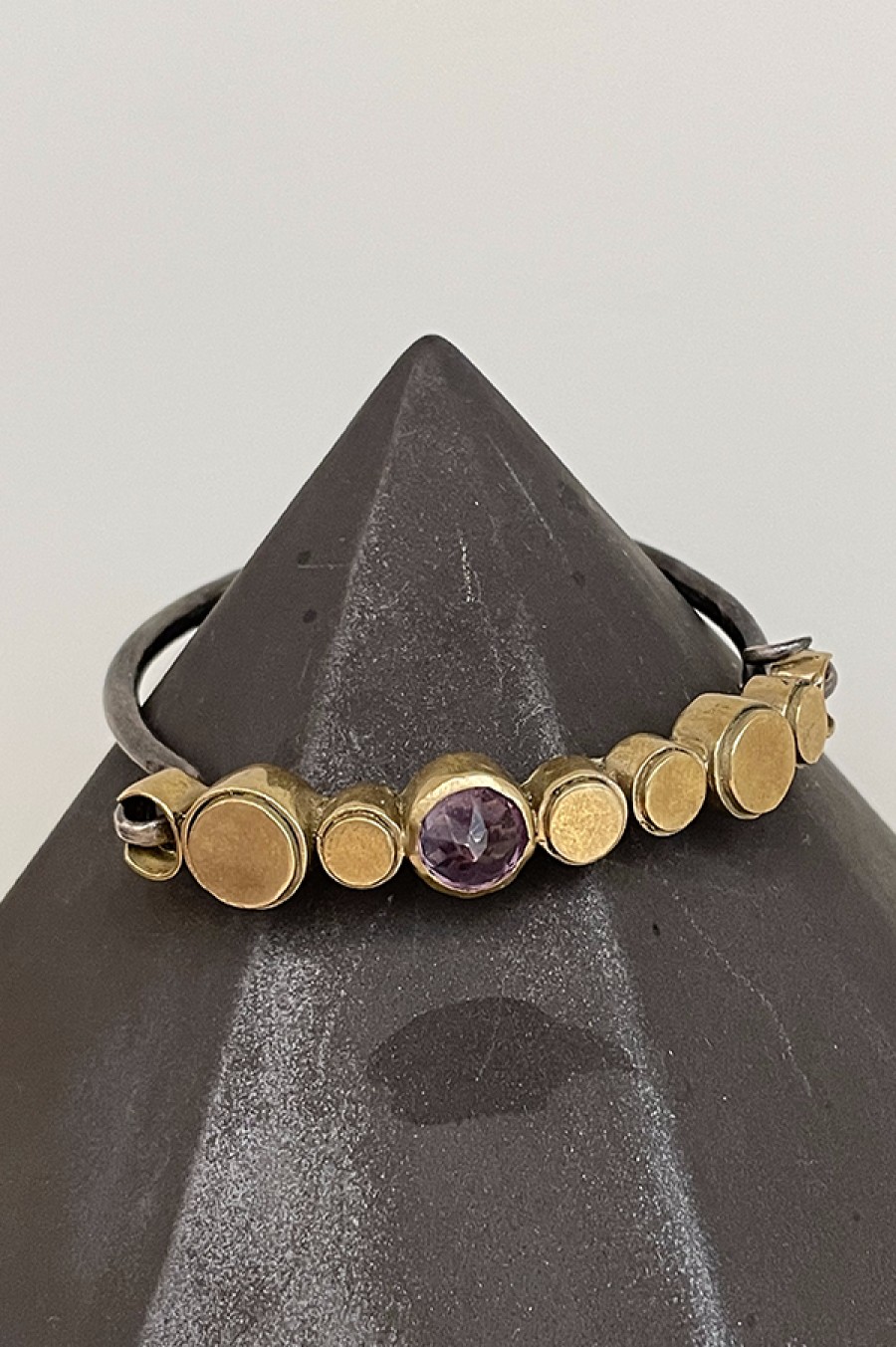 Aesa | Single Amethyst Cuff Bangle