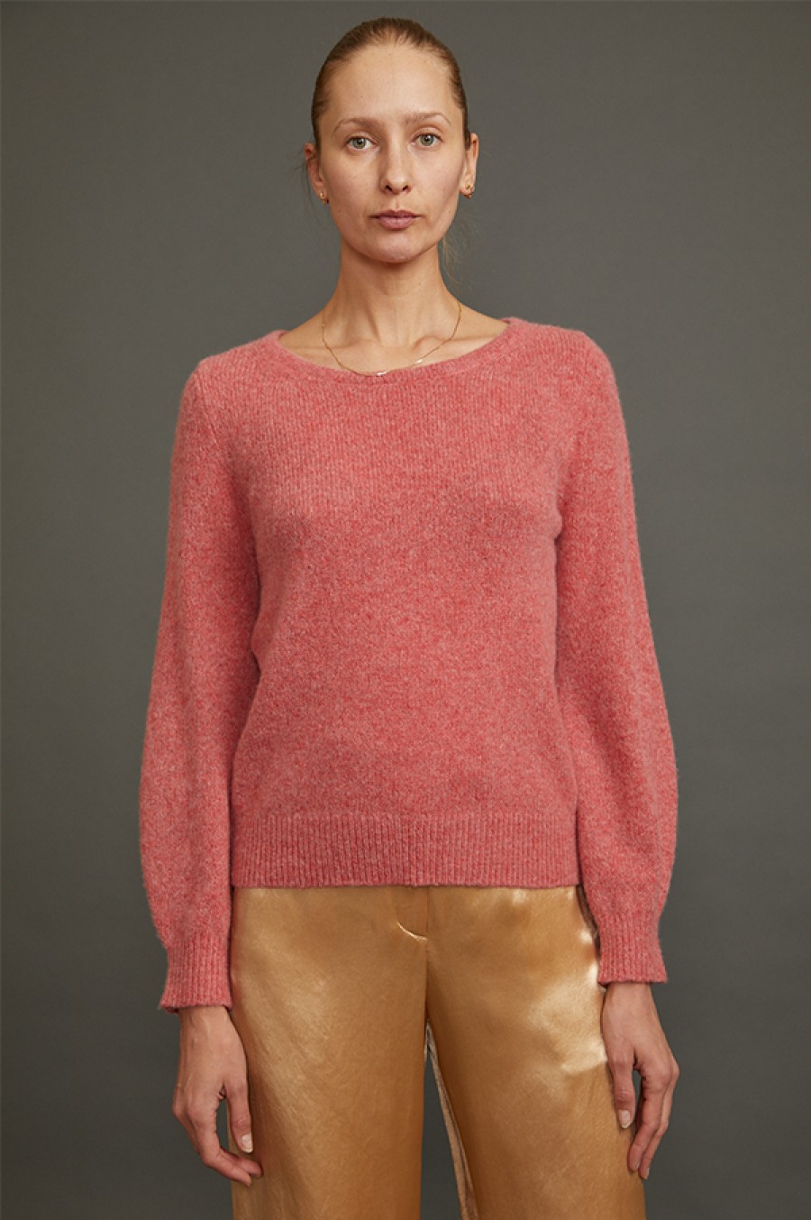 Soyer x Des Kohan | Cashmere Crewneck Sweater In Coral Pink